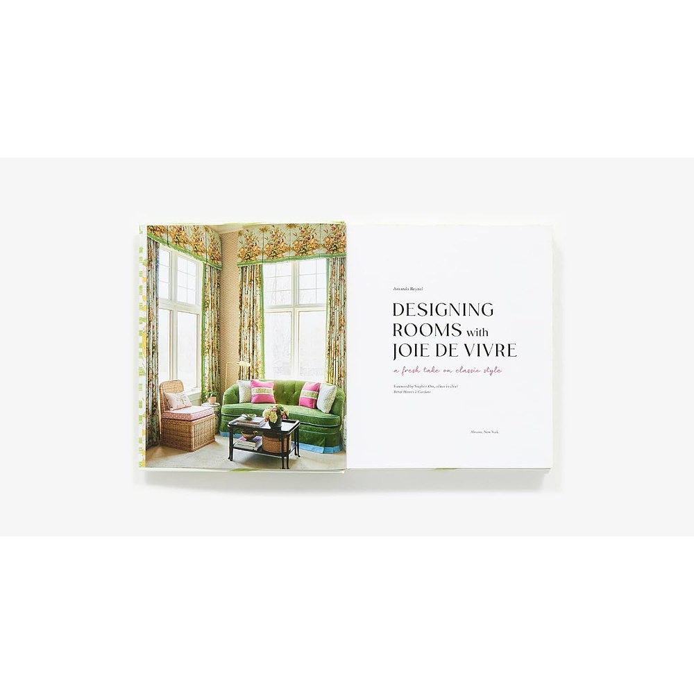 Книга на английском языке "Designing Rooms with Joie de Vivre. A Fresh Take on Classic Style", Amanda Reynal - 7