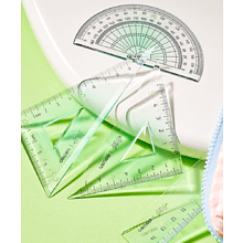 Набор чертежный "Deli VC158": линейка 15 см, треугольник 45 и 60 гр, транспортир 180 гр, ассорти