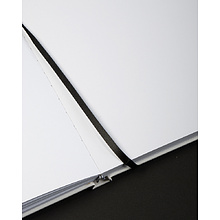 Скетчбук "SKETCHMARKER & Pushkinskiy. The mirror", 21x21 см, 220 г/м2, 50 листов, черный