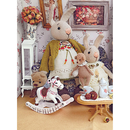 Книга "Вязаное счастье семейства Кроликовых. Больше чем АМИГУРУМИ + уникальные наряды на все случаи жизни", Дина Зверева - 11