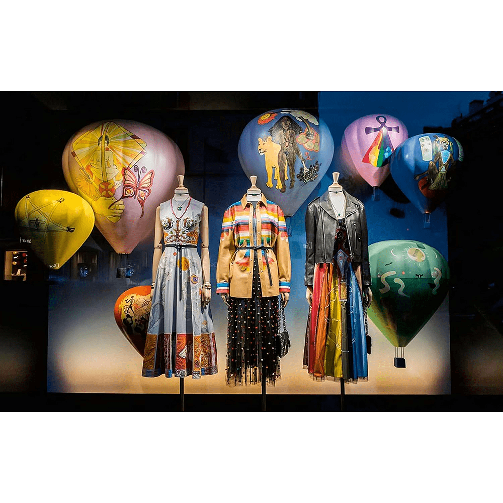 Книга на английском языке "Paris. In Fashion", Pierre Toromanoff  - 8