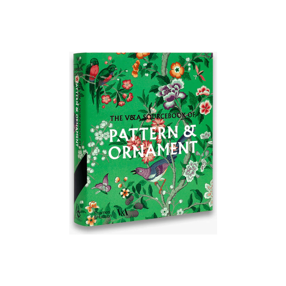 Книга на английском языке "The V&A Sourcebook of Pattern and Ornament" - 3