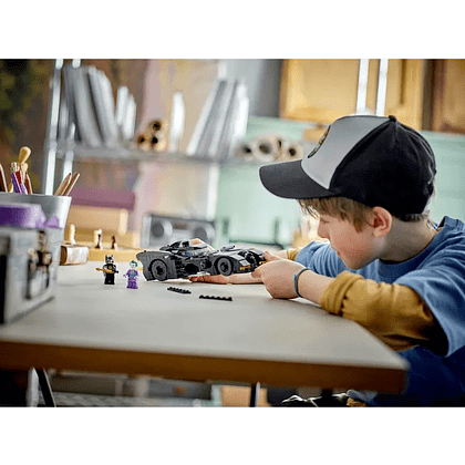 Конструктор "Lego", "Бэтмобиль: погоня Бэтмена за Джокером" - 4