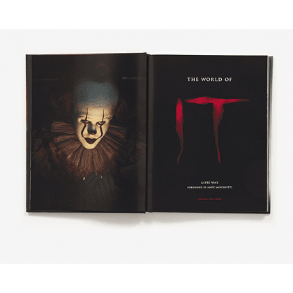 Книга на английском языке "The World of It", Wax A. - 2