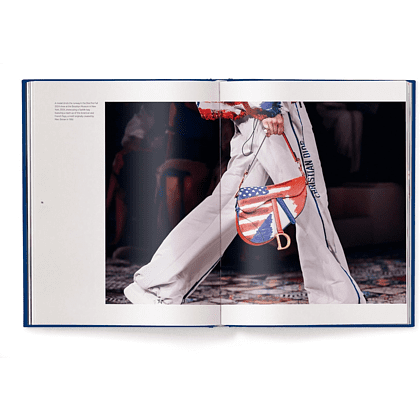 Книга на английском языке "The Ultimate Guide to Dior Bags", Alexandra Fullerton - 4