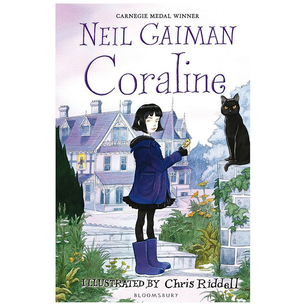 Книга на английском языке "Coraline", Neil Gaiman, Chris Riddell