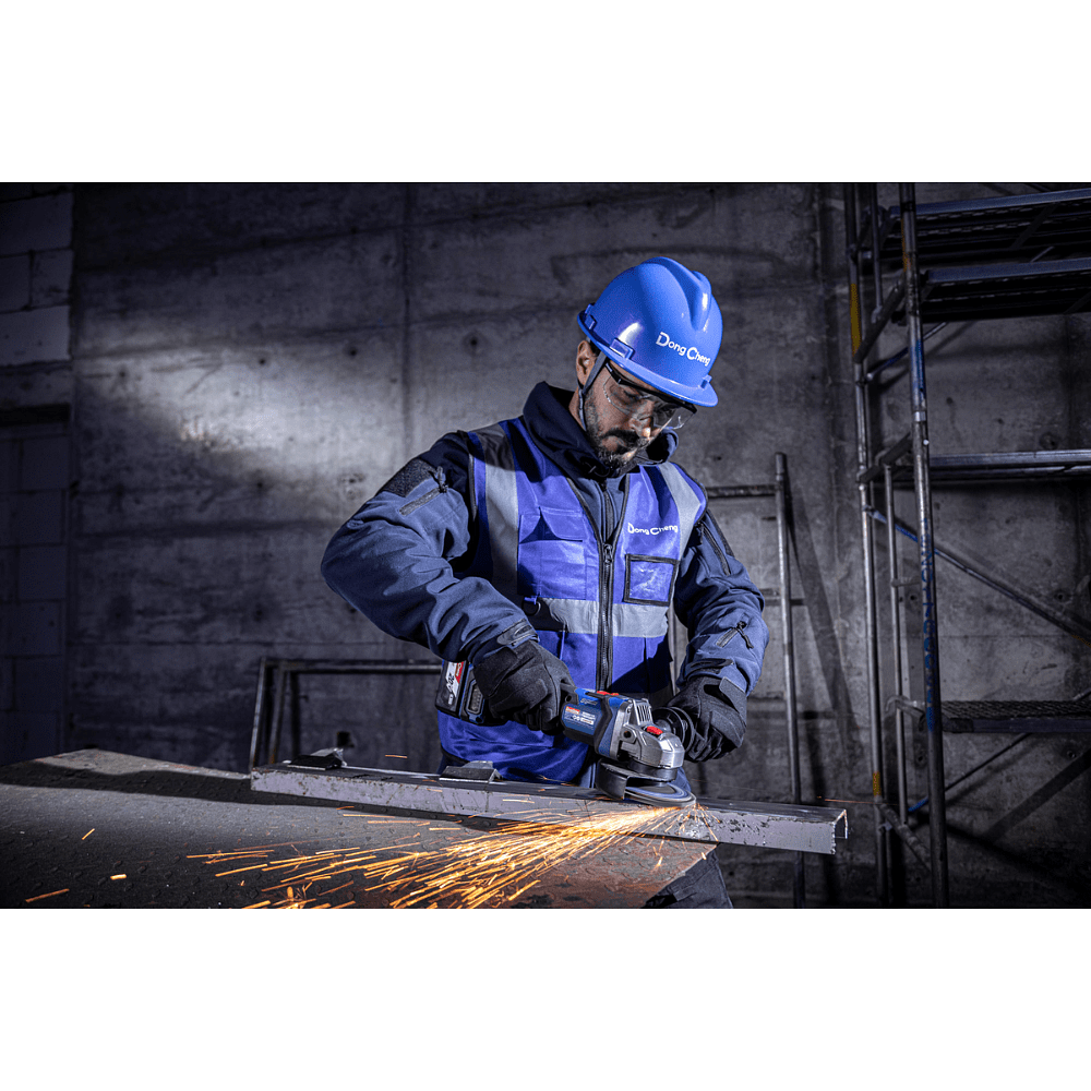 Угловая шлифмашина DongCheng DCSM04-125 (TYPE H2K), 125 мм, 2 АКБ, 6 Ач, З/У 4 А - 5