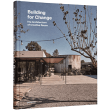 Книга на английском языке "Building for Change", Ruth Lang