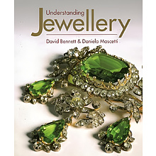 Книга на английском языке "Understanding Jewellery", David Bennett, Daniela Mascetti