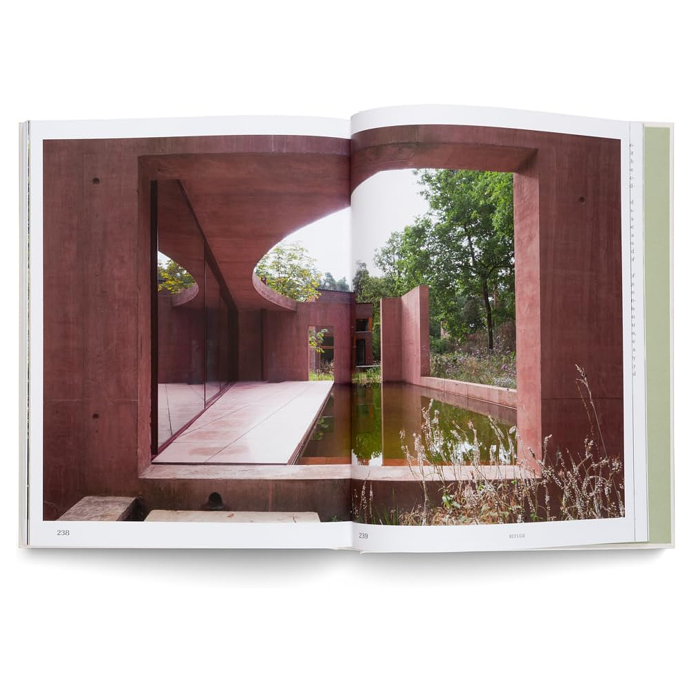 Книга на английском языке "The House of Green. Natural homes and biophilic architecture" - 8