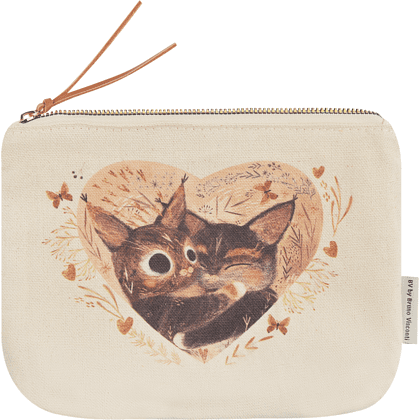 Косметичка "Love me"