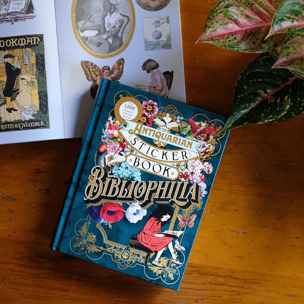 Книга на английском языке "The Antiquarian Sticker Book: Bibliophilia", Odd Dot - 10
