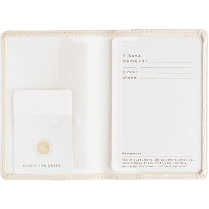 Обложка для паспорта "Love me. Котики приносят счастье", кожзам., бежевый - 2