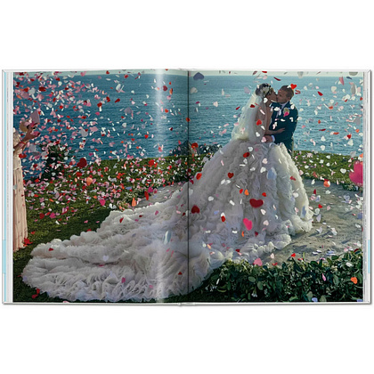 Книга на английском языке "I Love You. A Celebrations of Weddings", Mario Testino - 6