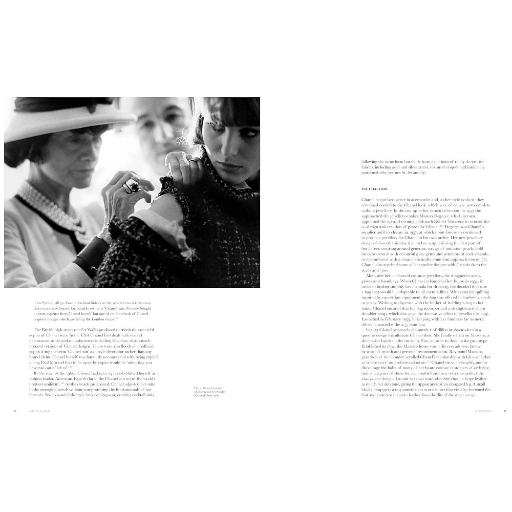 Книга на английском языке "Gabrielle Chanel. 60 Years of Fashion" - 5