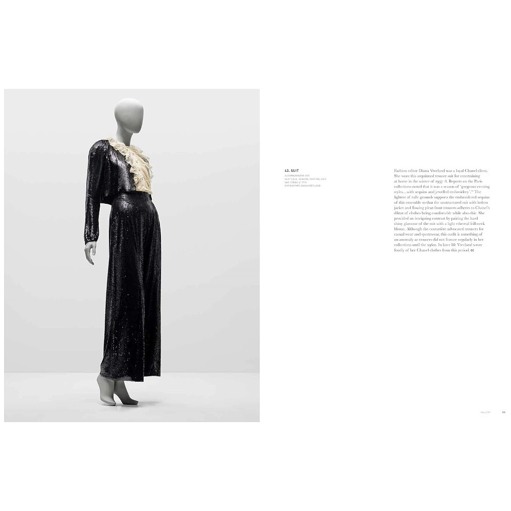 Книга на английском языке "Gabrielle Chanel. 60 Years of Fashion" - 10