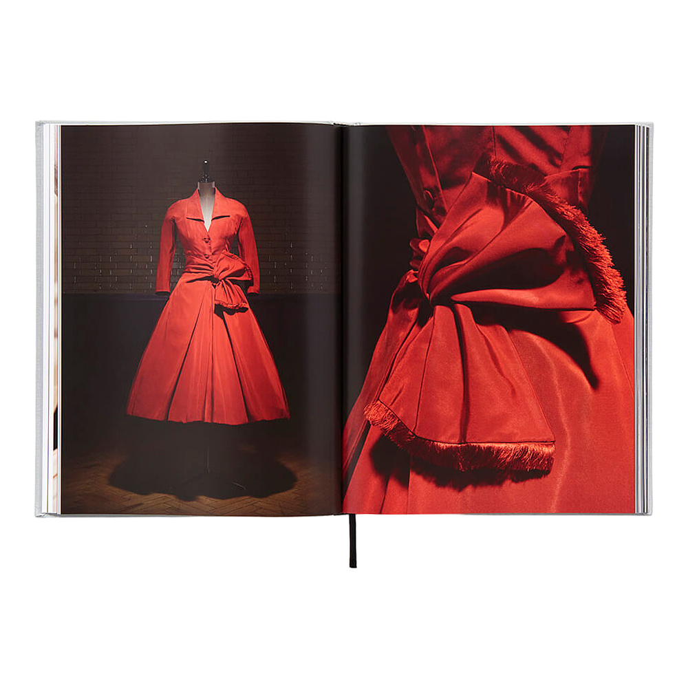 Книга на английском языке "Christian Dior", Oriole Cullen, Connie Karol Burks - 4