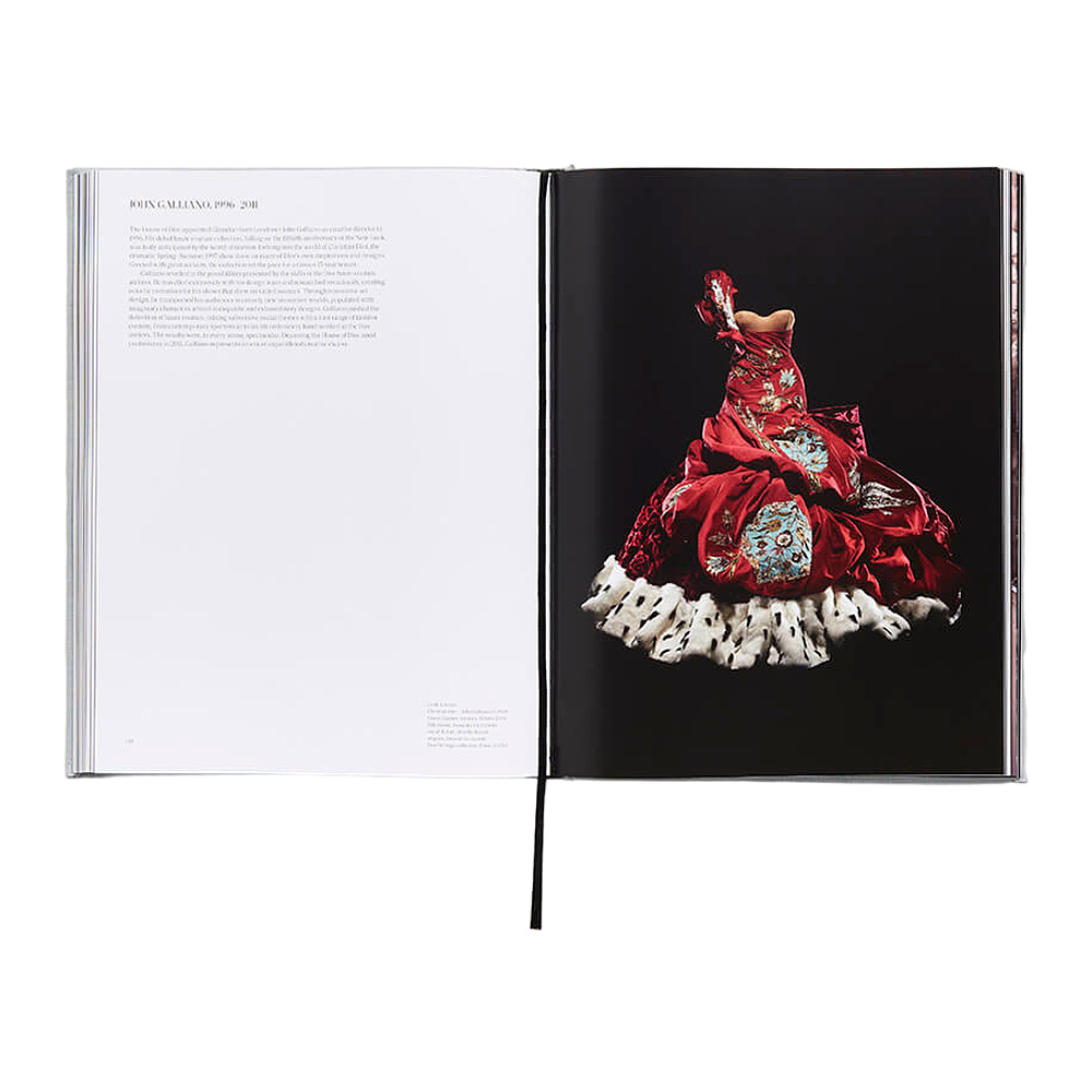 Книга на английском языке "Christian Dior", Oriole Cullen, Connie Karol Burks - 7