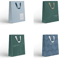 Пакет бумажный подарочный 