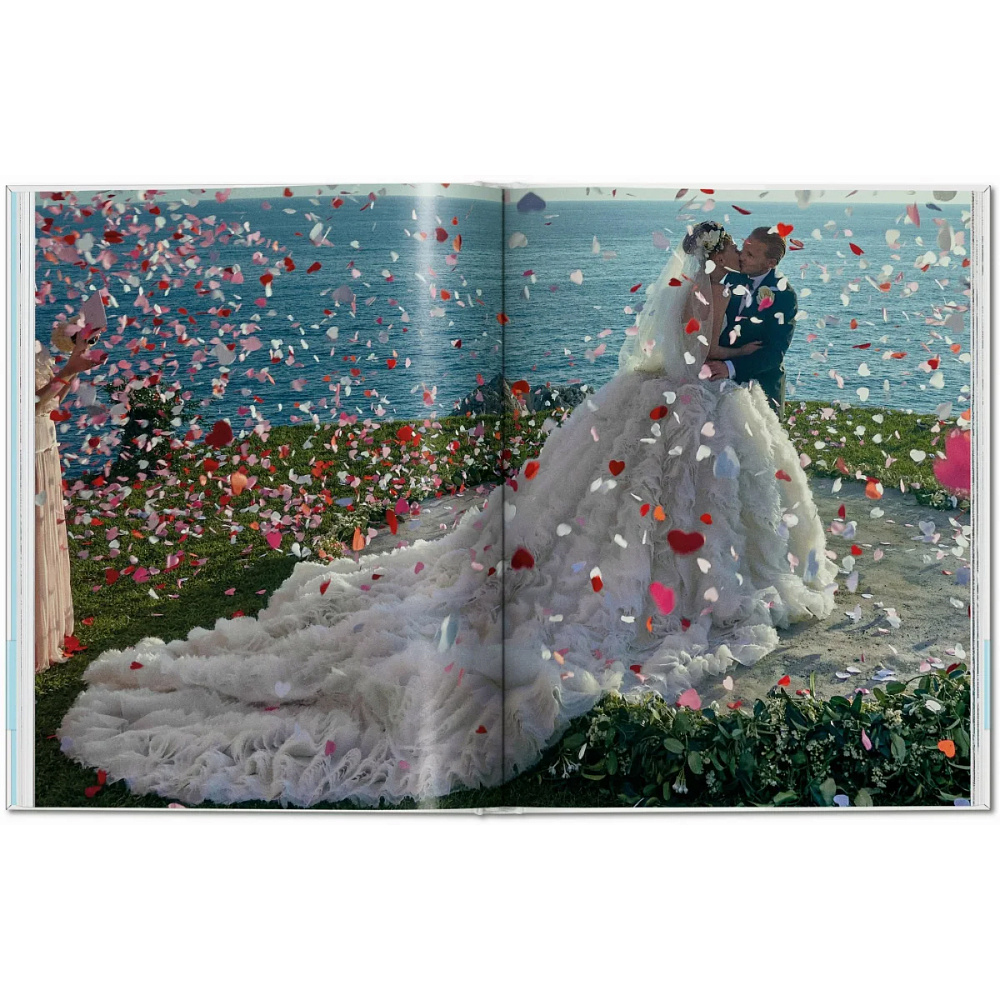 Книга на английском языке "I Love You. A Celebrations of Weddings", Mario Testino - 6