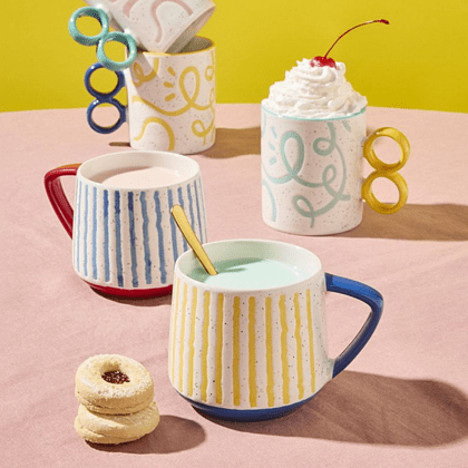 Кружка фарфоровая "Holidays", 400 мл, красный, белый - 3