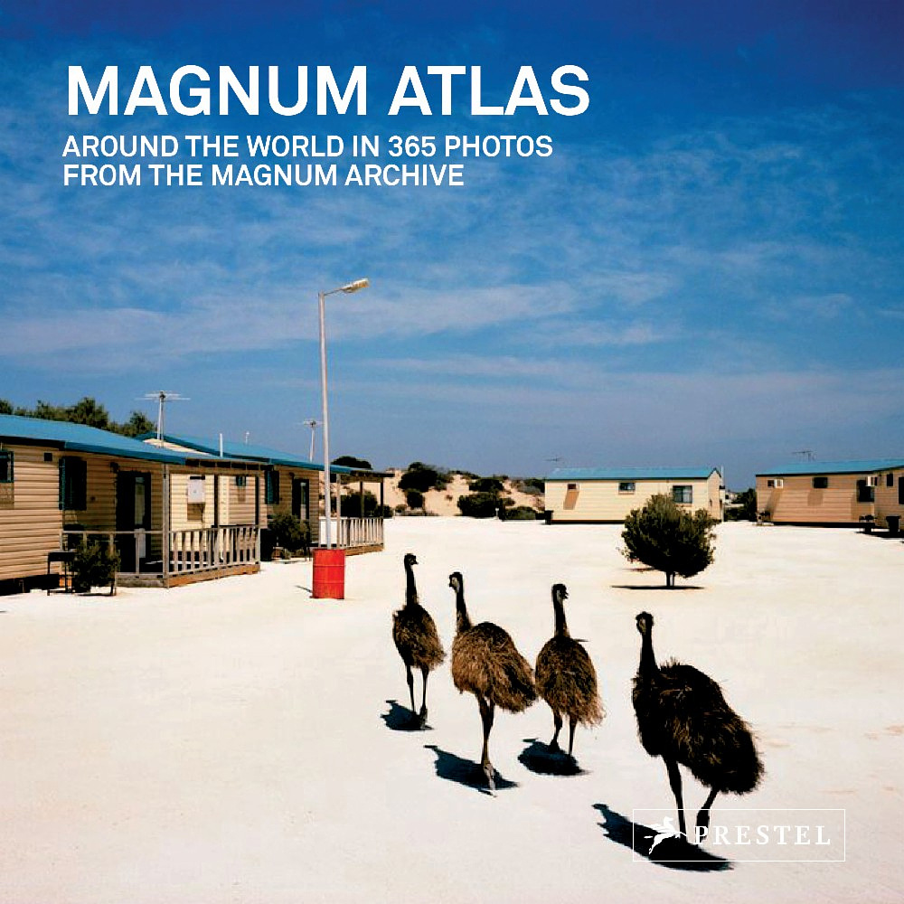 Книга на английском языке "Magnum Atlas. Around the World in 365 Photos from the Magnum Archive"