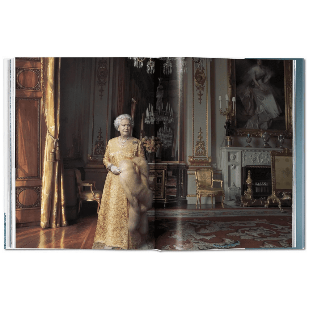 Книга на иностранном языке "Her Majesty. A Photographic History 1926-Today" - 9