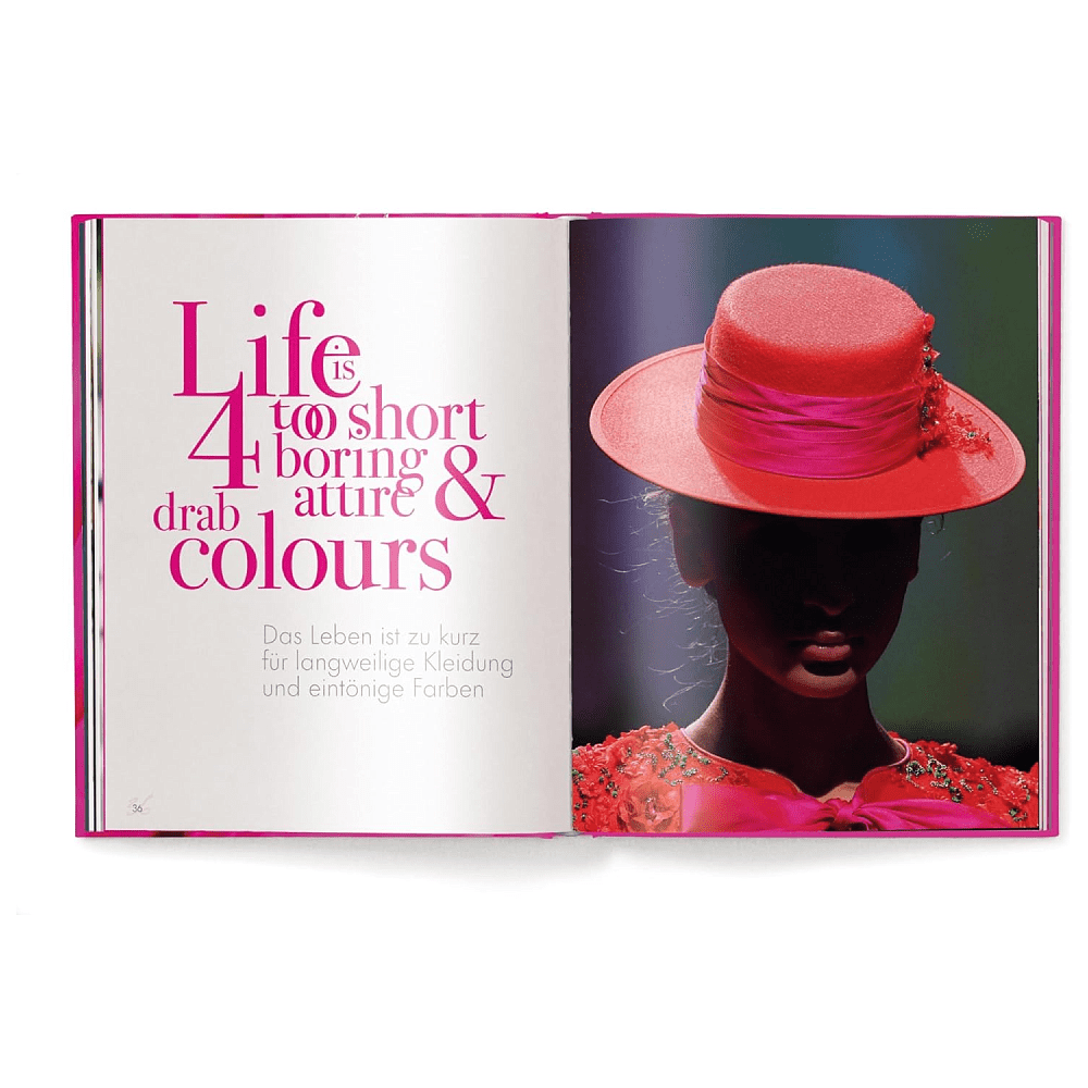 Книга на английском языке "The Pink Book. Fashion, Styles & Stories", Christiansen H. - 3