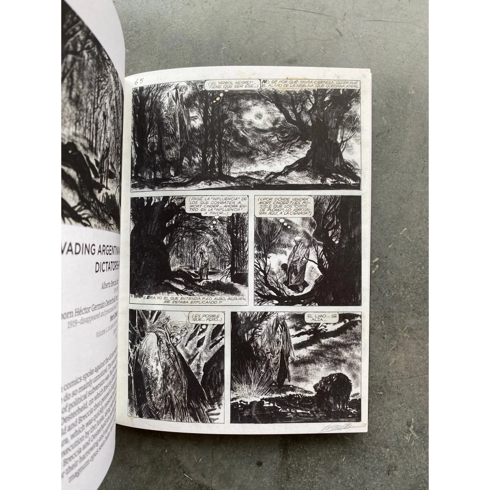 Книга на английском языке "Anatomy of Comics", Damien MacDonald
