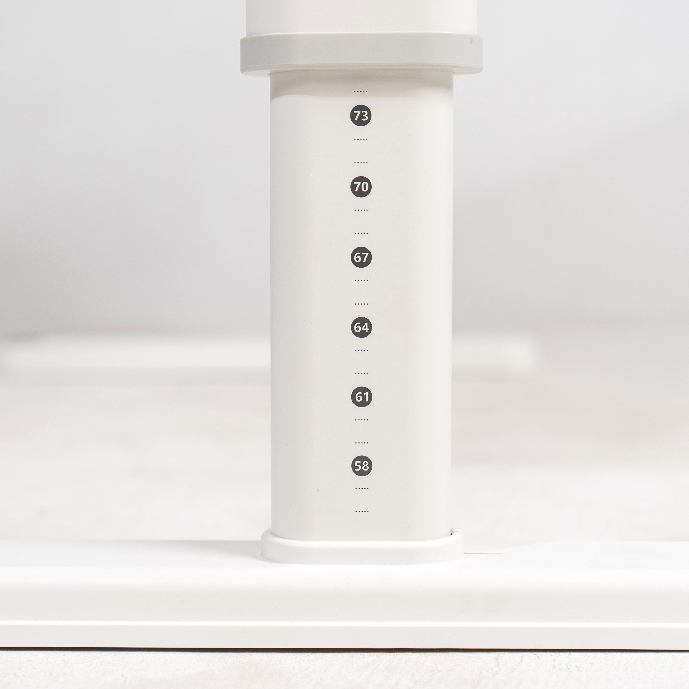 Комплект Ergosmart ученический Caravel: стол регулируемый Caravel, полка с подставкой для книг Wooden space - 21