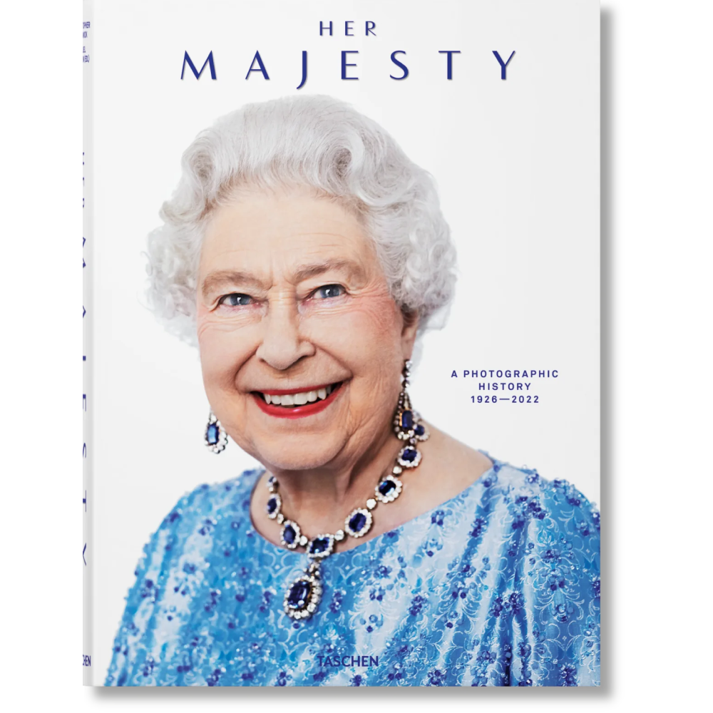 Книга на иностранном языке "Her Majesty. A Photographic History 1926-Today"