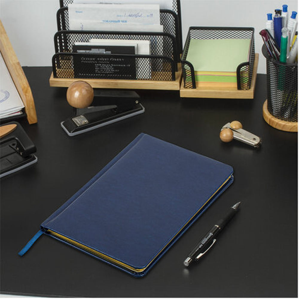 Ежедневник датированный "Iguana" на 2026 год, А4, 336 страницы, синий, срез золотой - 5