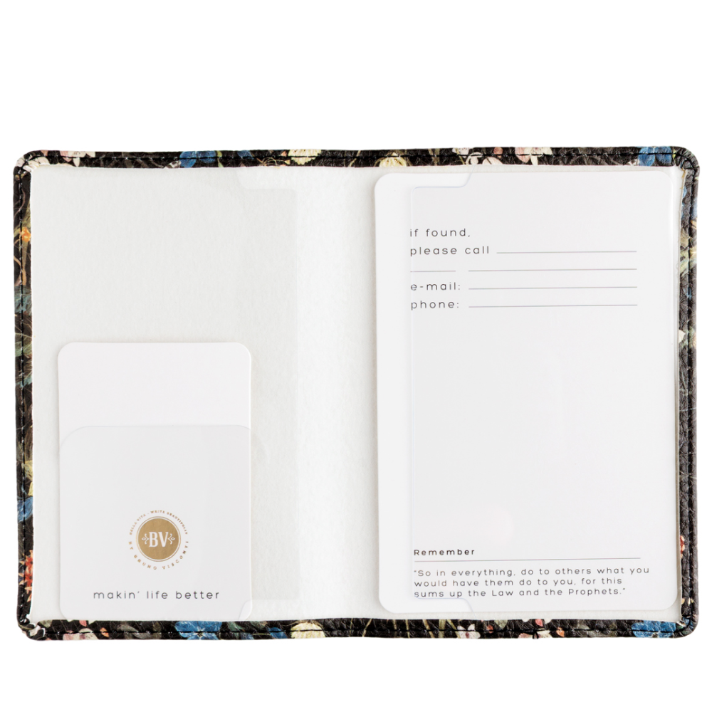 Обложка для паспорта "Flora. Лесные ягоды", кожзам., черный