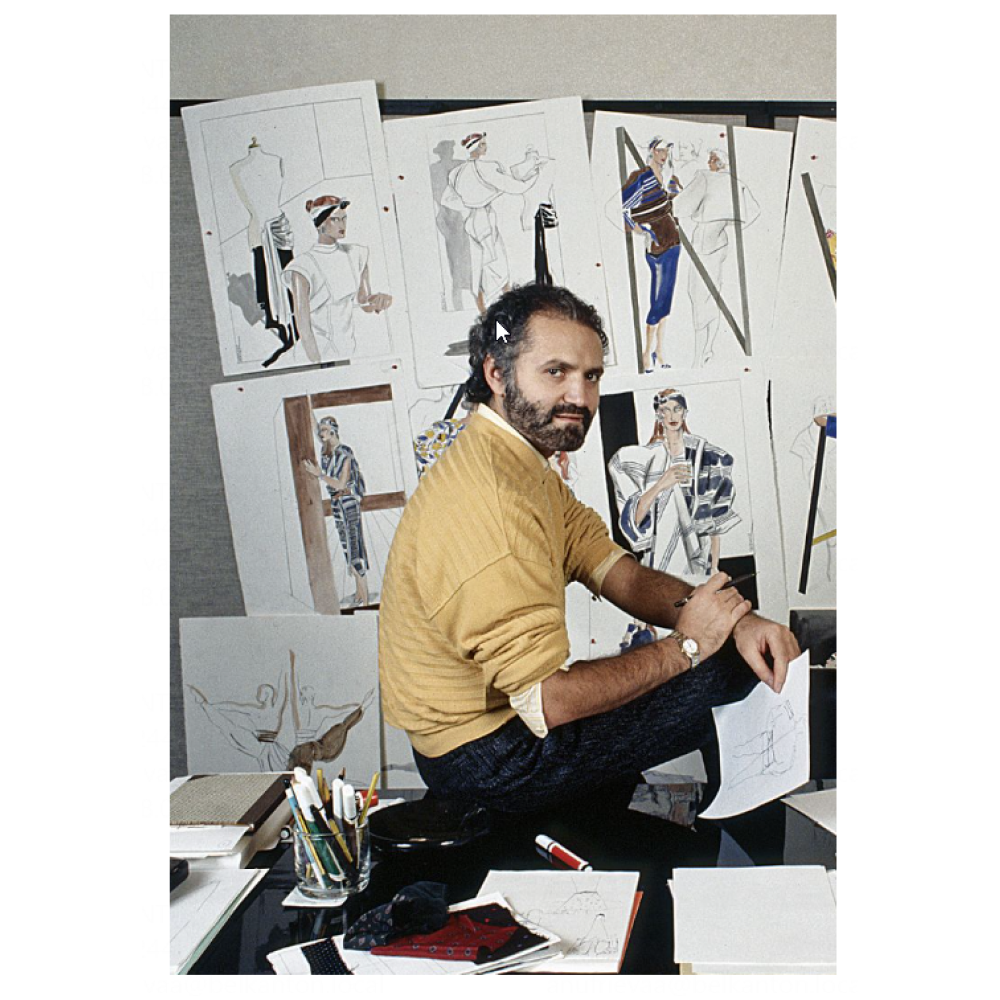 Книга на английском языке "Little book of Versace", Graves L. - 7