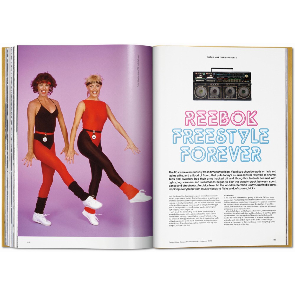 Книга на английском языке "Sneaker Freaker. the Ultimate Sneaker Book!", Simon Wood - 3