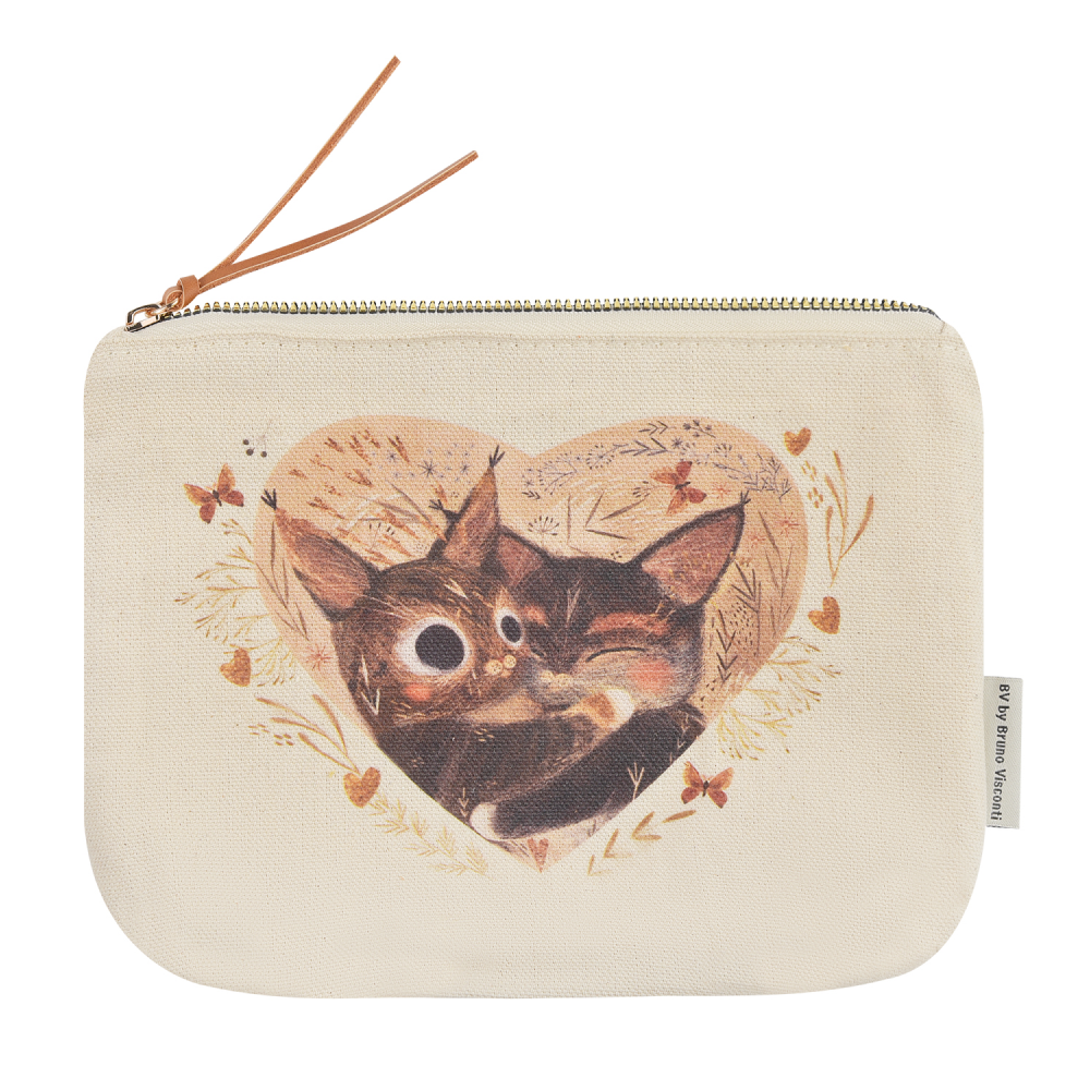 Косметичка "Love me"