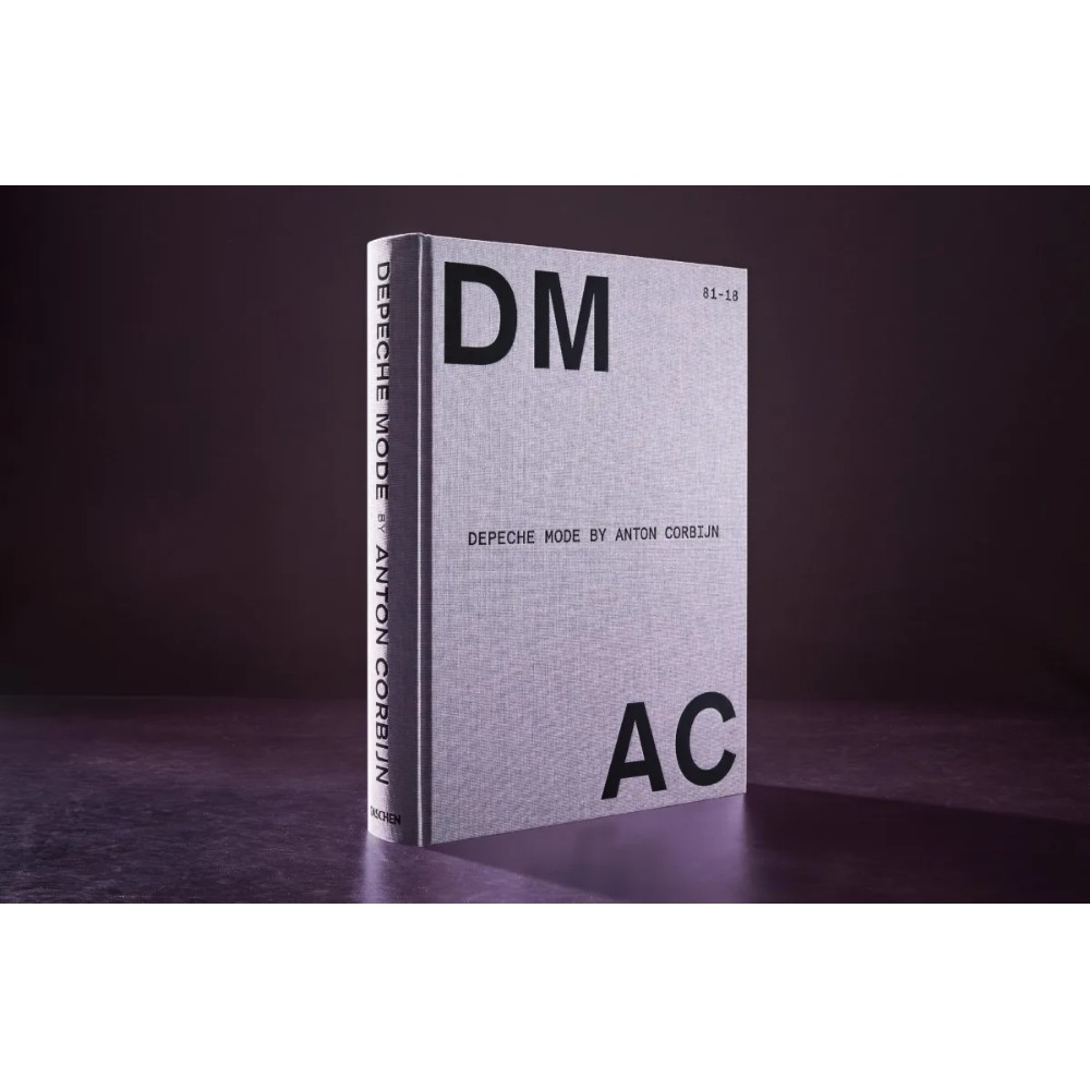 Книга на английском языке "Depeche Mode by Anton Corbijn" - 3