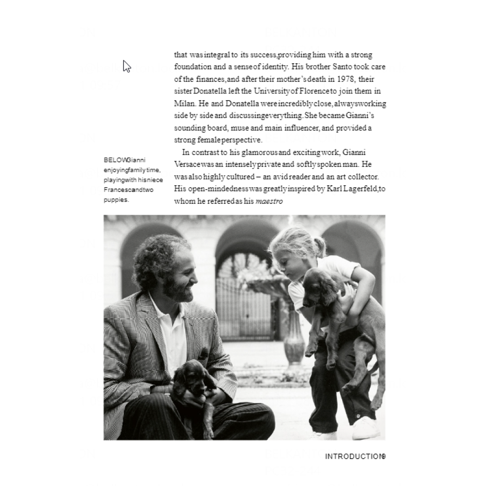 Книга на английском языке "Little book of Versace", Graves L. - 10