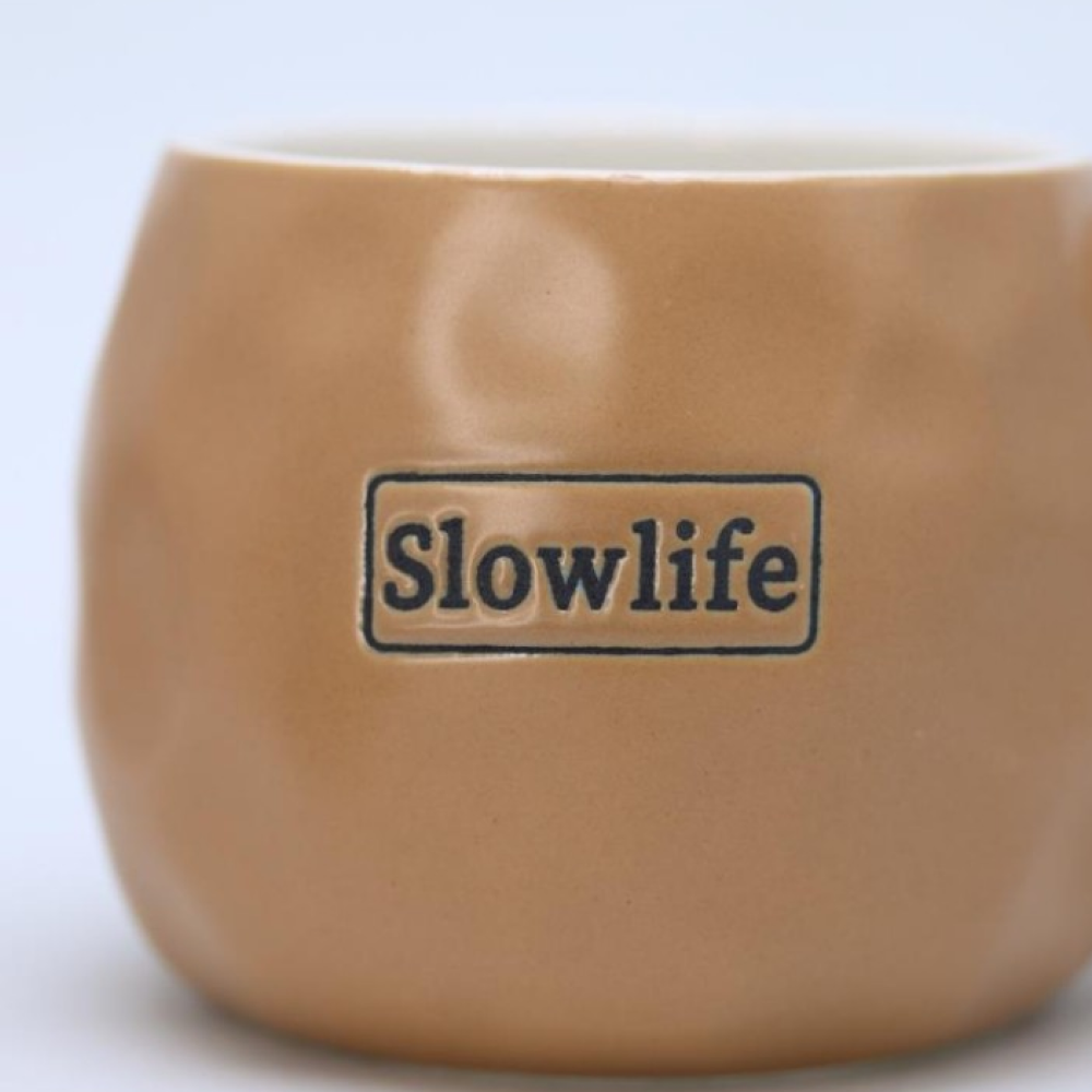 Кружка керамическая "Slow life" с крышкой, 400 мл, коричневый - 3