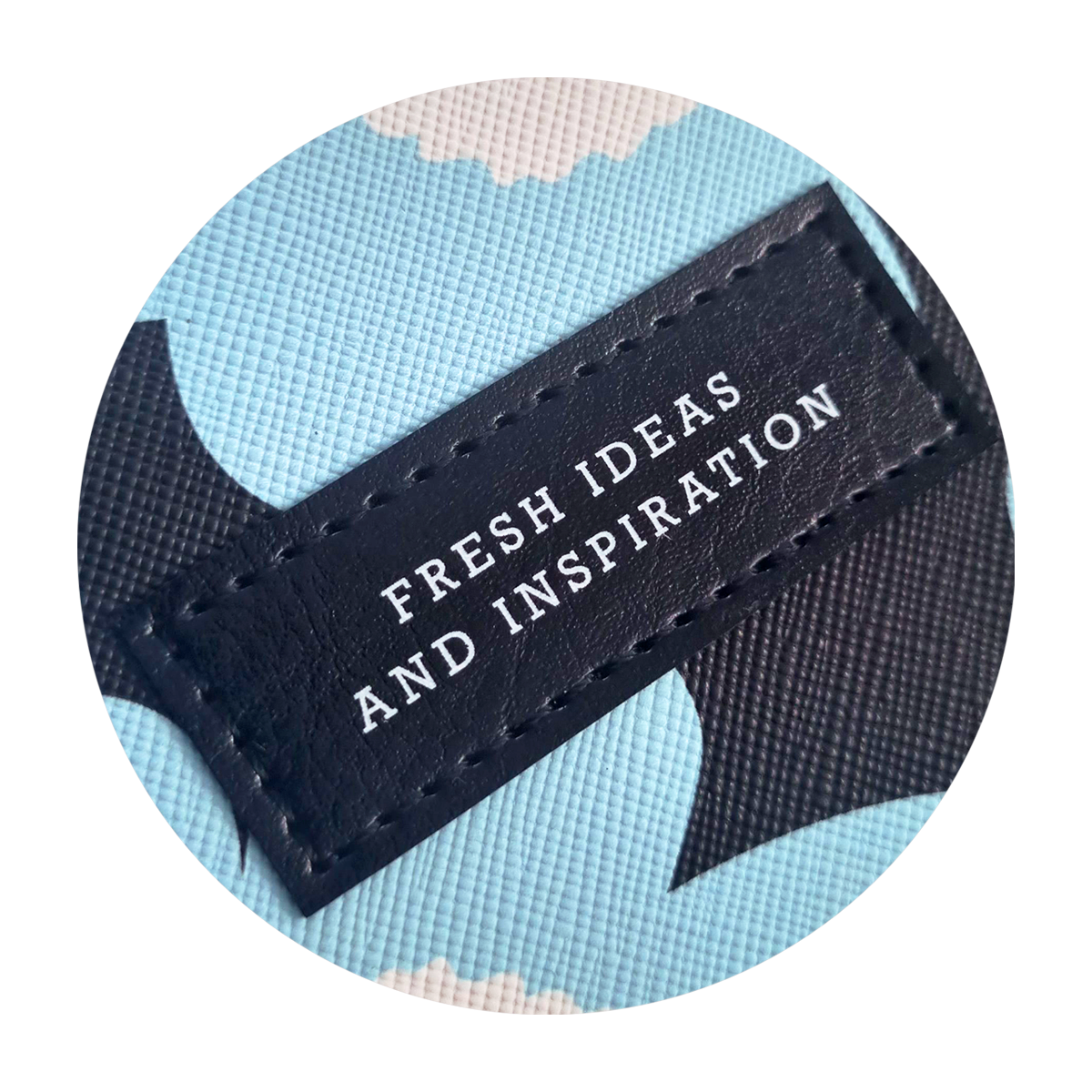 Ежедневник недатированный InFolio "Pear", A5, 192 страницы, линованный, голубой  - 3