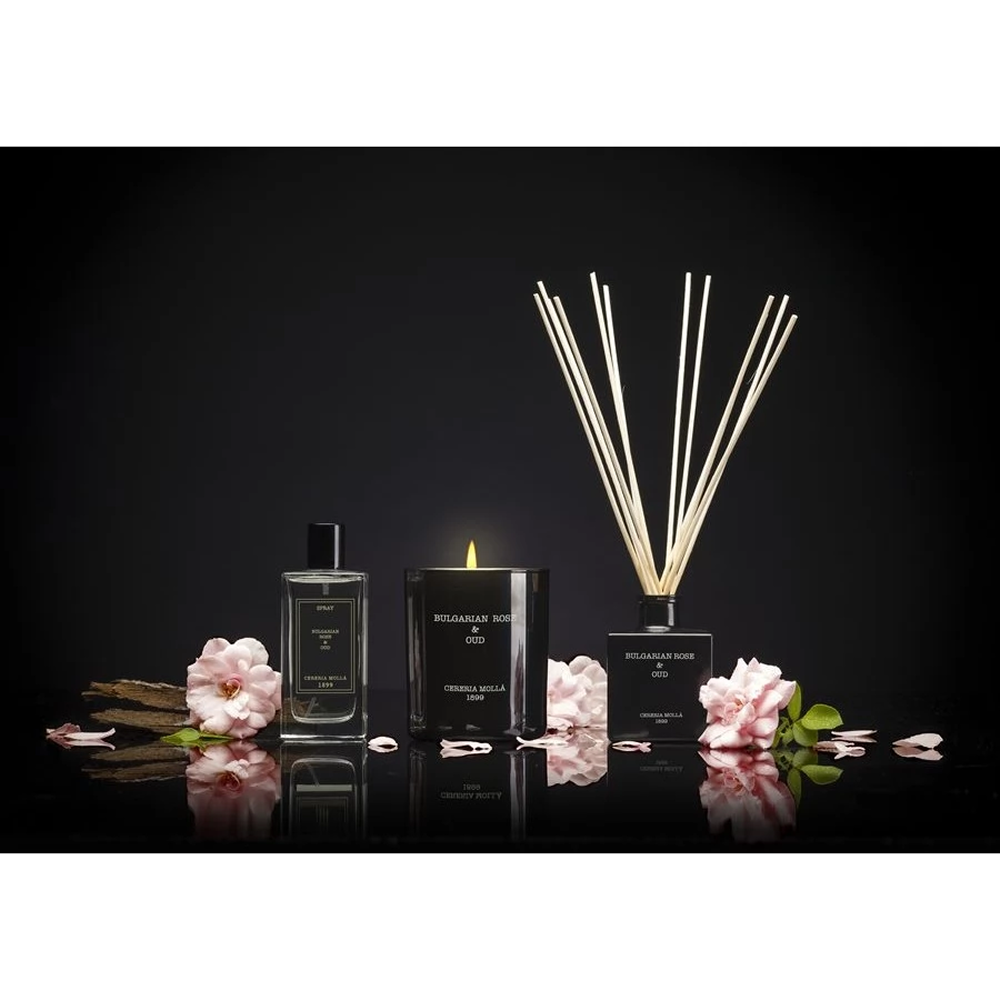 Свеча ароматическая CERERIA MOLLA "Bulgarian Rose & Oud", 230 гр., подарочная упаковка