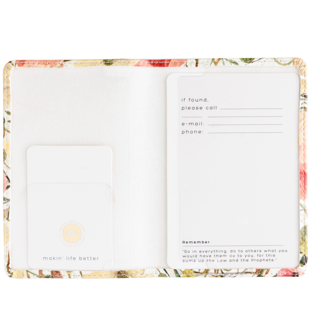 Обложка для паспорта "Flora. Цветочная страсть", кожзам., белый, желтый