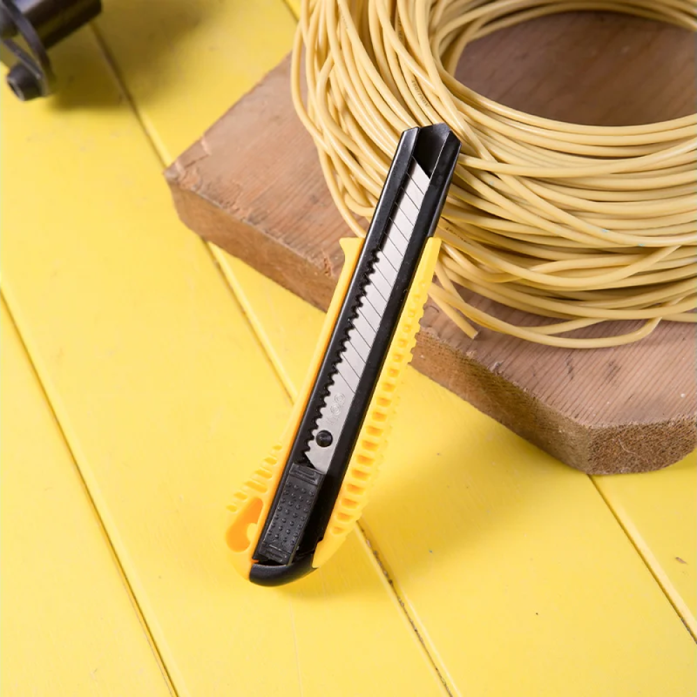 Нож строительный Deli YS EDL003, 18 мм, универсальный - 4