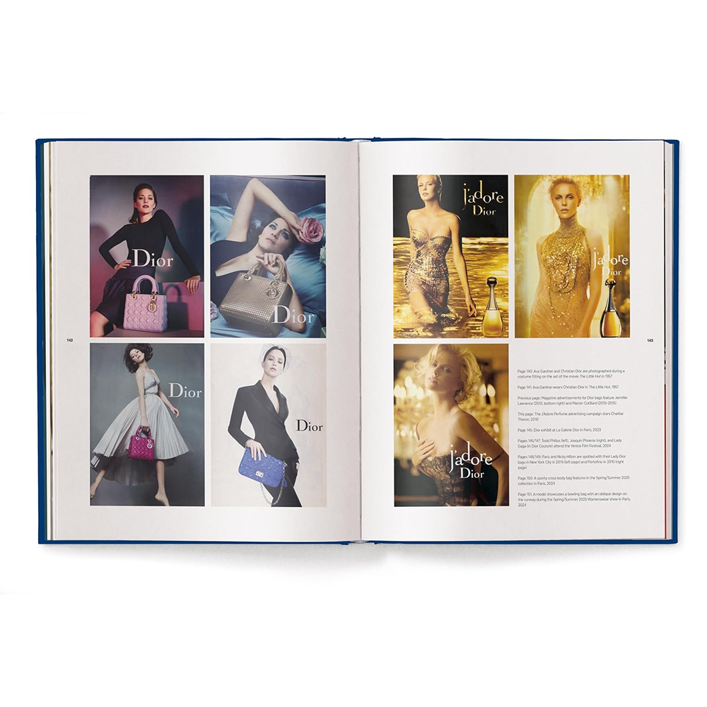 Книга на английском языке "The Ultimate Guide to Chanel Bags", Alexandra Fullerton