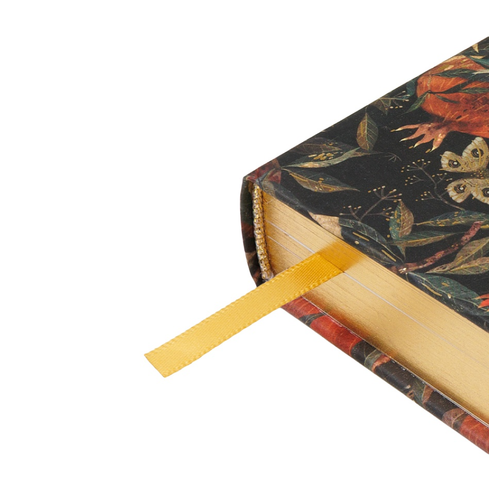 Ежедневник недатированный "Flora. Гранат", А7, 416 страниц, черный, красный