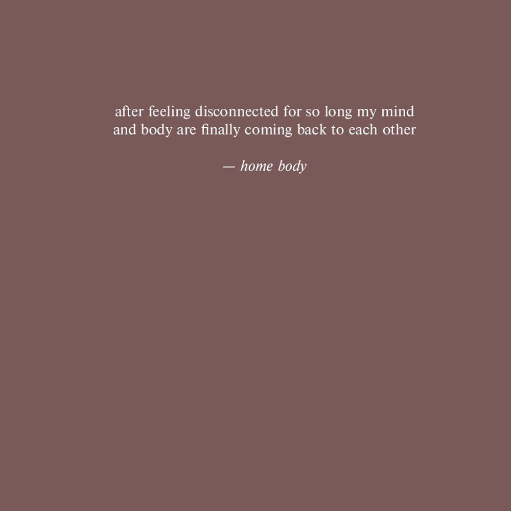 Книга "Home body. Белые стихи, которые обнимают и дарят любовь", Каур Рупи - 4