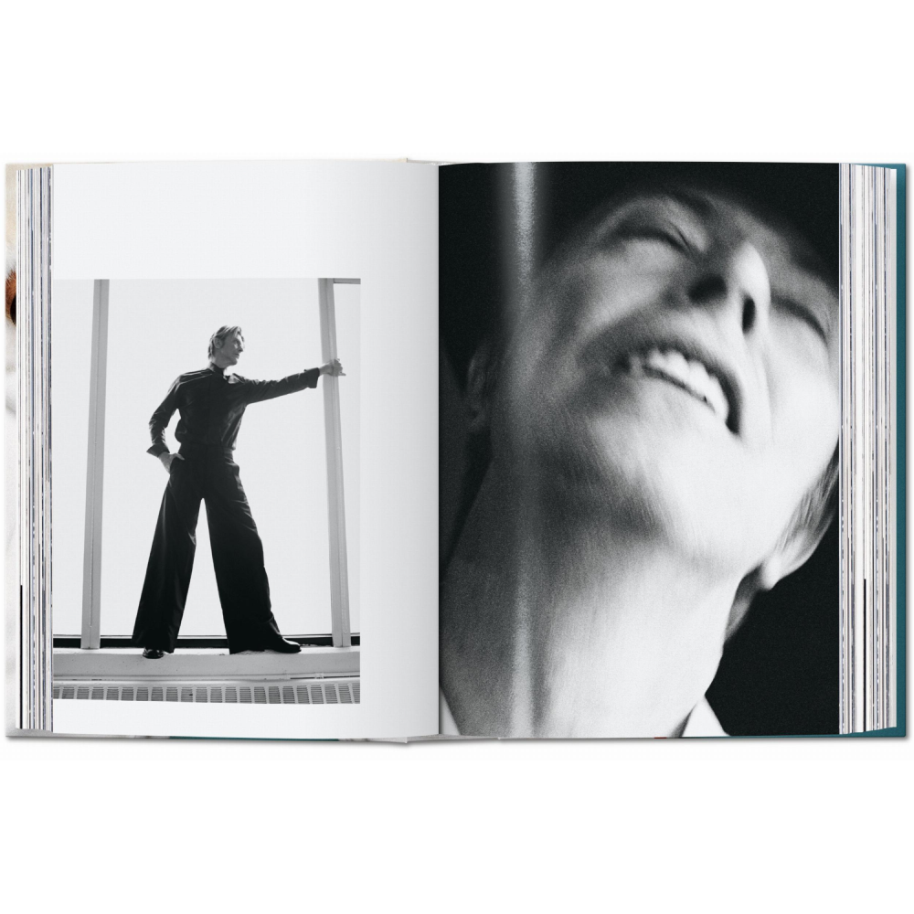 Книга на английском языке "Mario Testino. SIR", Pierre Borhan - 3
