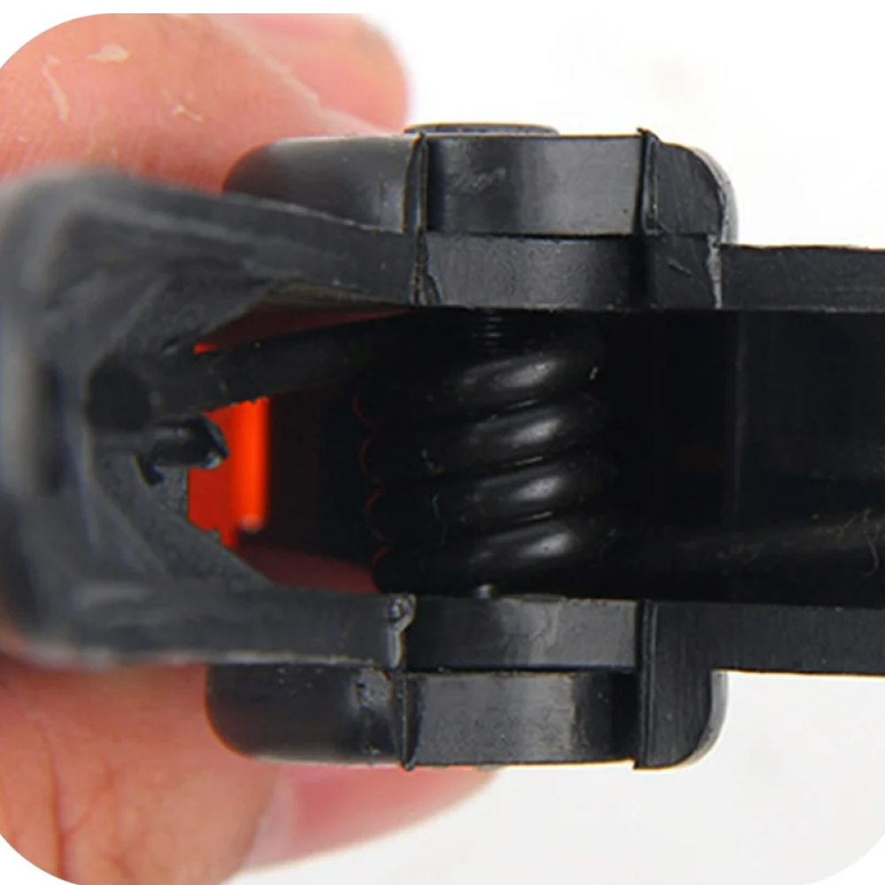 Струбцина Deli YS EDL110006, пружинная, 150 мм - 4