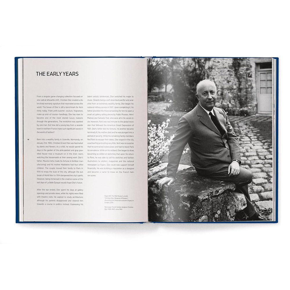 Книга на английском языке "The Ultimate Guide to Dior Bags", Alexandra Fullerton