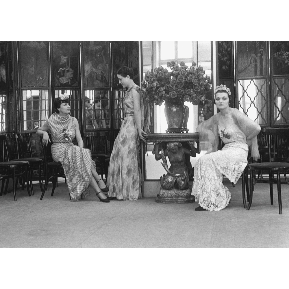 Книга на английском языке "Little Book of Chanel", Emma Baxter-Wright - 4